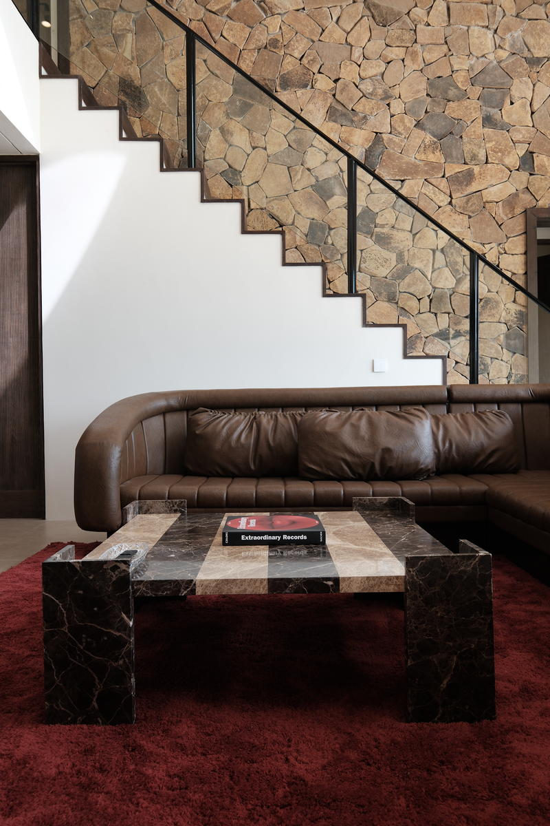 Hensen Coffee Table